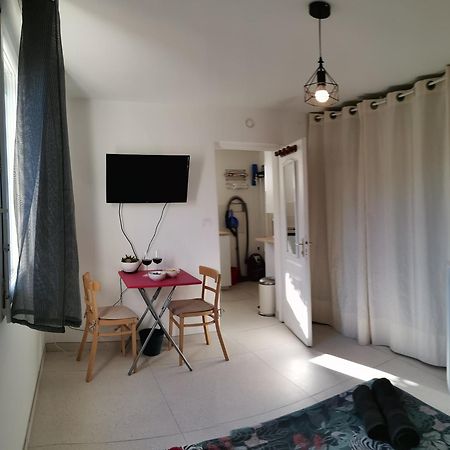 Studio dans la Villa les Cigales Lézignan-Corbières Extérieur photo